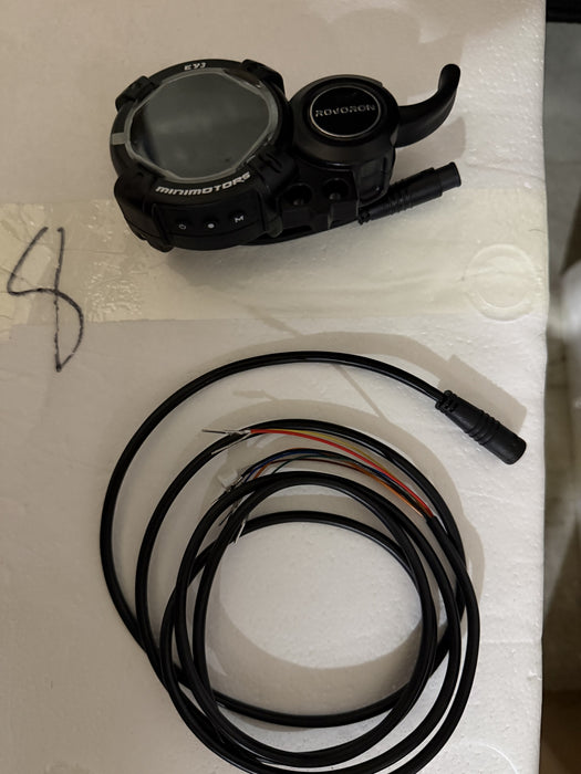 ACCELERATEUR (DISPLAY EY3 CONNECTÉ) | ROVORON R7 - SteedyTrott.com