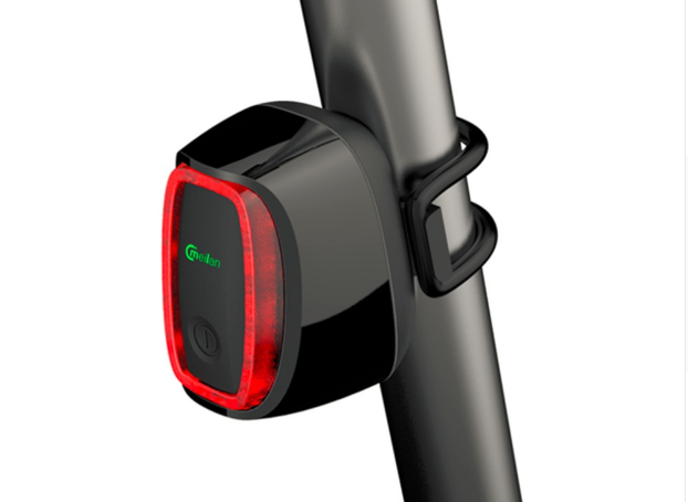 CARBON REVO FEU ARRIERE X6 - SteedyTrott.com