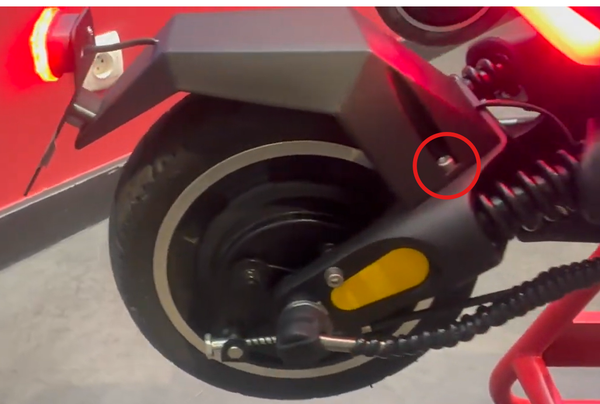 VIS GARDE-BOUE x 2 | DUALTRON AMINIA & MINI DOUBLE MOTEUR - SteedyTrott.com
